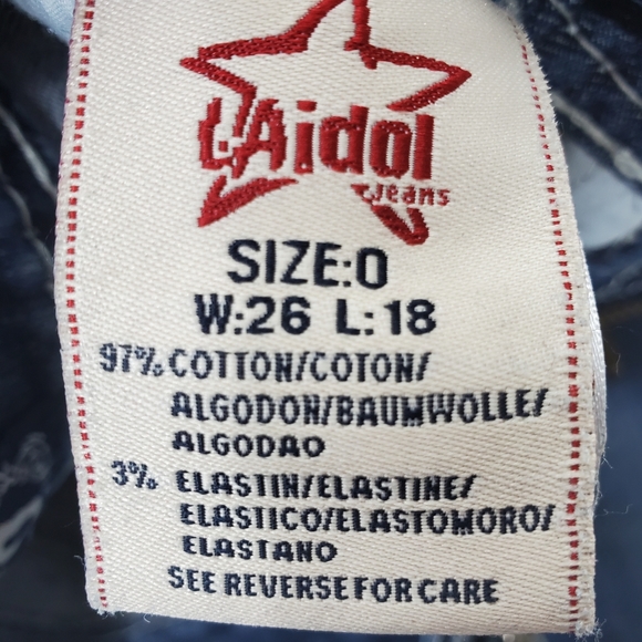 L.A . Idol embroidered capris size 0 - Picture 6 of 14